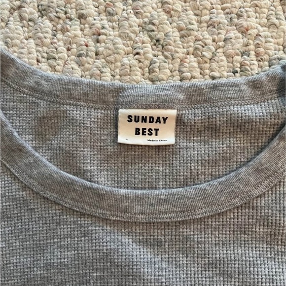 Aritzia Sunday Best Long sleeve shirt - Picture 2 of 3